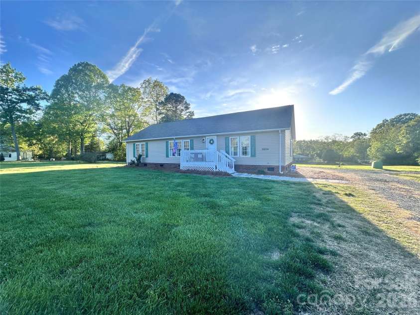 26024 Hobert Road, Albemarle, NC 28001.  MLS# CAR4364507, YatesRealty ID 11663. 