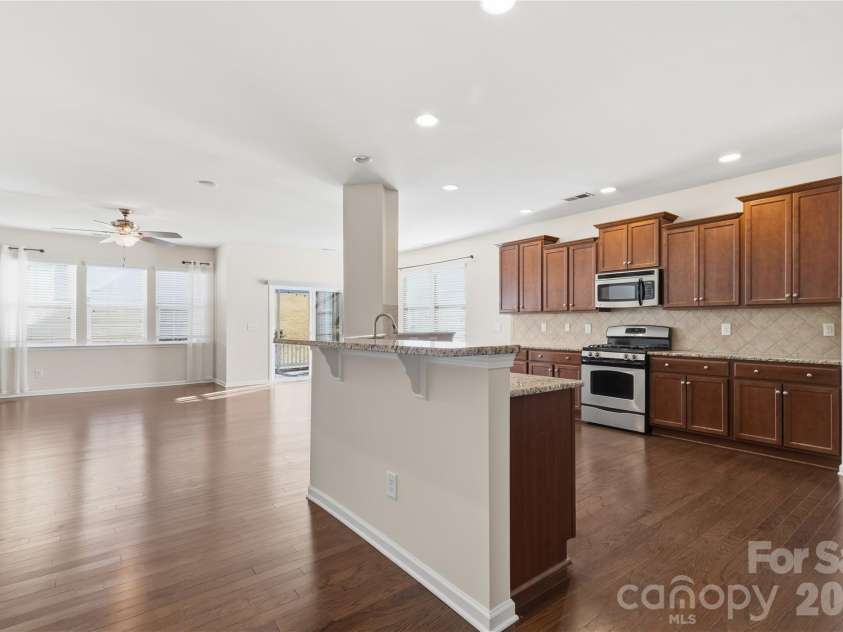 159 Warfield Drive, Mooresville, NC 28115.  MLS# CAR4364101, YatesRealty ID 11664. 