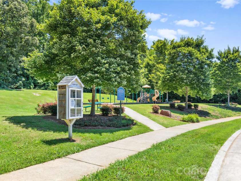 159 Warfield Drive, Mooresville, NC 28115.  MLS# CAR4364101, YatesRealty ID 11664. 