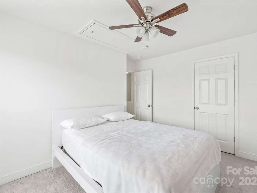 1707 Kashmir White Lane, Fort Mill, SC 29708.  MLS# CAR4255653, YatesRealty ID 11665. 