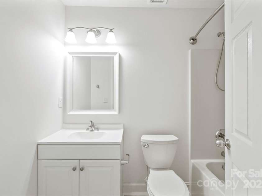 1707 Kashmir White Lane, Fort Mill, SC 29708.  MLS# CAR4255653, YatesRealty ID 11665. 