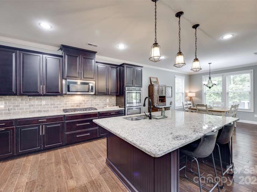 1446 Cilantro Court, Tega Cay, SC 29708.  MLS# CAR4248614, YatesRealty ID 11666. Kitchen