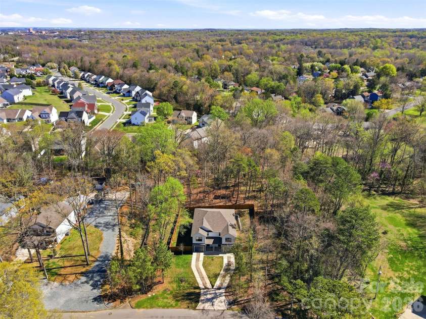 517 Sandy Avenue, Charlotte, NC 28213.  MLS# CAR4358520, YatesRealty ID 11666. 