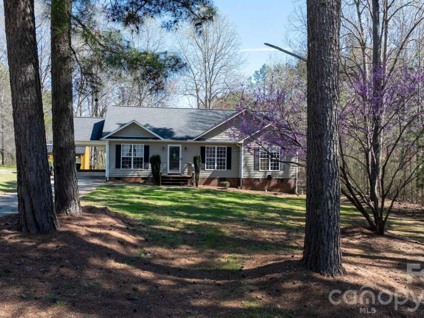 120 Wesley Court, Crouse, NC 28033.  MLS# CAR4359553, YatesRealty ID 11667. 