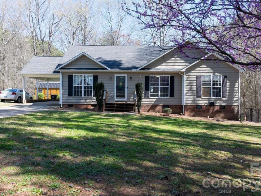 120 Wesley Court, Crouse, NC 28033.  MLS# CAR4359553, YatesRealty ID 11667. 