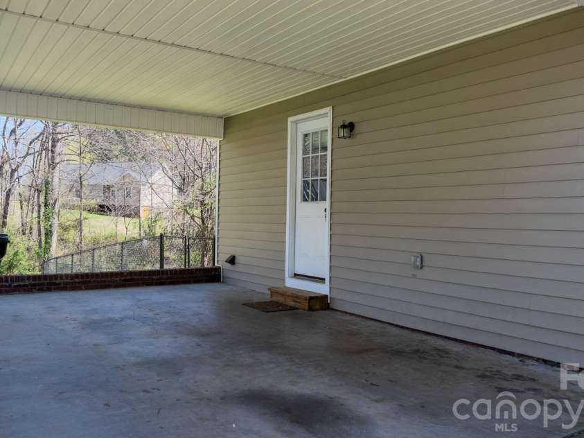 120 Wesley Court, Crouse, NC 28033.  MLS# CAR4359553, YatesRealty ID 11667. 