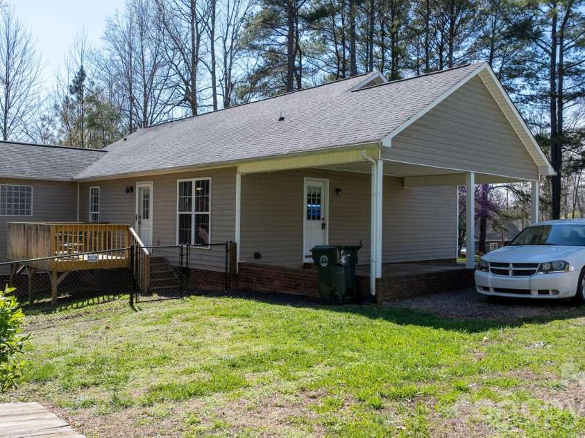 120 Wesley Court, Crouse, NC 28033.  MLS# CAR4359553, YatesRealty ID 11667. 