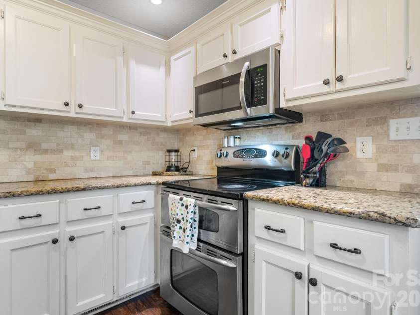 120 Wesley Court, Crouse, NC 28033.  MLS# CAR4359553, YatesRealty ID 11667. 