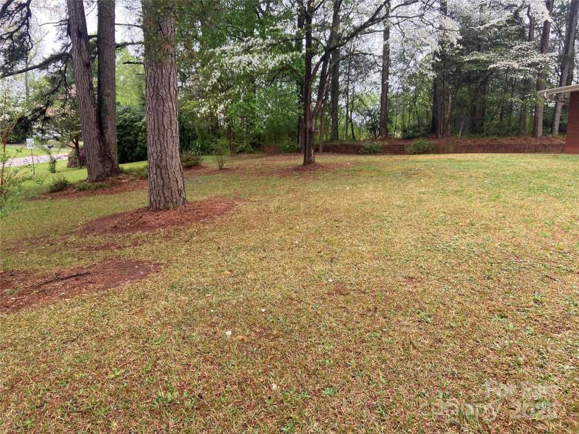 1012 Hawkinstown Road, Salisbury, NC 28144.  MLS# CAR4247143, YatesRealty ID 11668. 