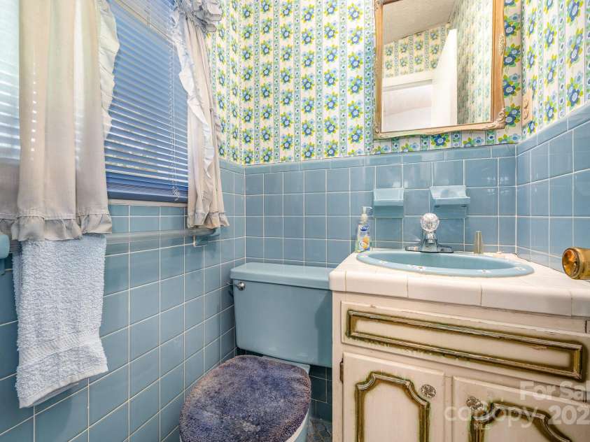 1012 Hawkinstown Road, Salisbury, NC 28144.  MLS# CAR4247143, YatesRealty ID 11668. 