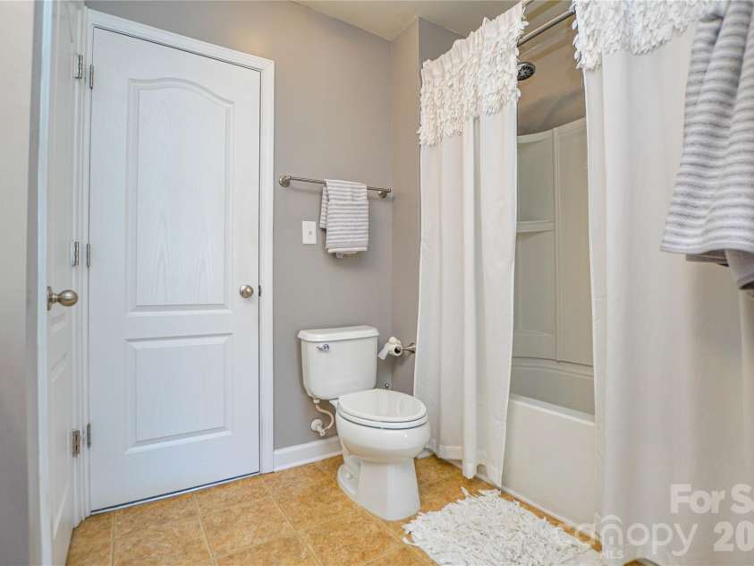 2126 Shady Pond Drive, Clover, SC 29710.  MLS# CAR4338184, YatesRealty ID 11668. 