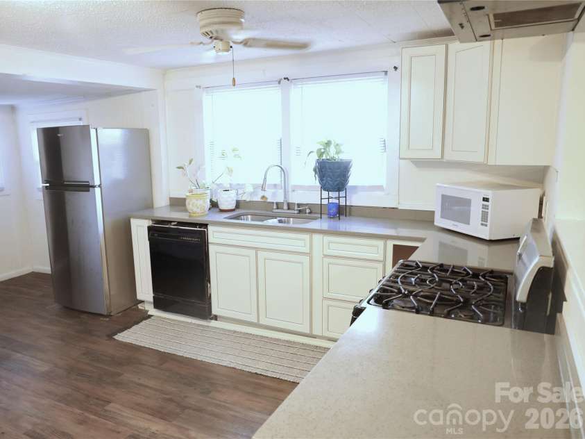 1912 Graham Street, Gastonia, NC 28052.  MLS# CAR4357429, YatesRealty ID 11669. 