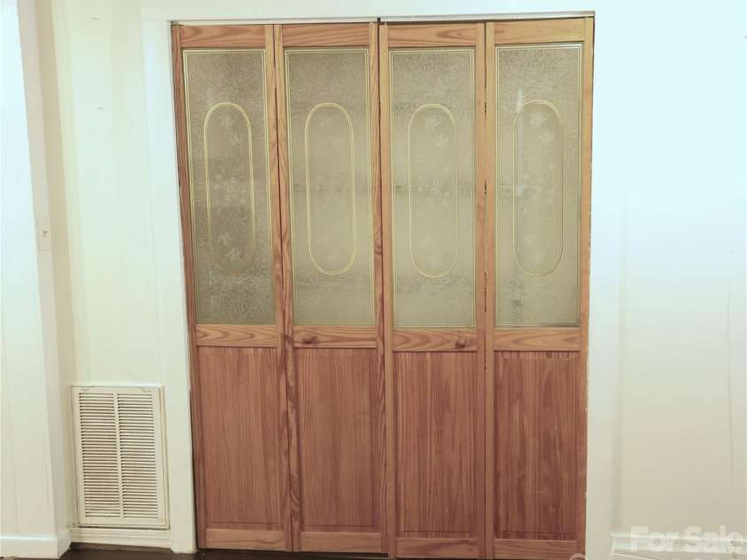 1912 Graham Street, Gastonia, NC 28052.  MLS# CAR4357429, YatesRealty ID 11669. 