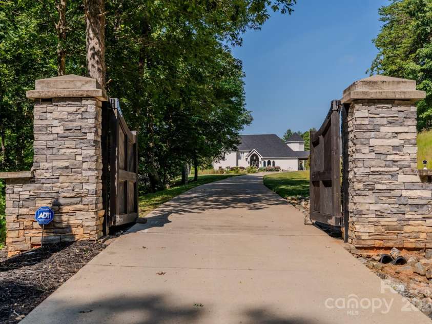 300 Springhill Drive, Rutherfordton, NC 28139.  MLS# CAR4152594, YatesRealty ID 1167. 