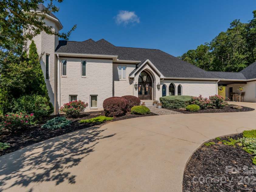 300 Springhill Drive, Rutherfordton, NC 28139.  MLS# CAR4152594, YatesRealty ID 1167. 