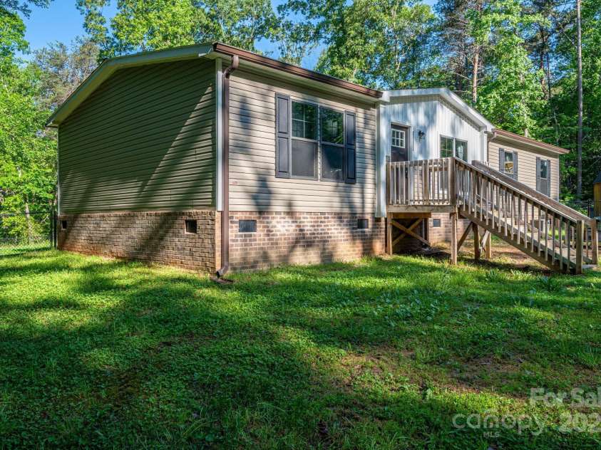 4920 Morrison Houser Trail, Lincolnton, NC 28092.  MLS# CAR4252358, YatesRealty ID 11670. 