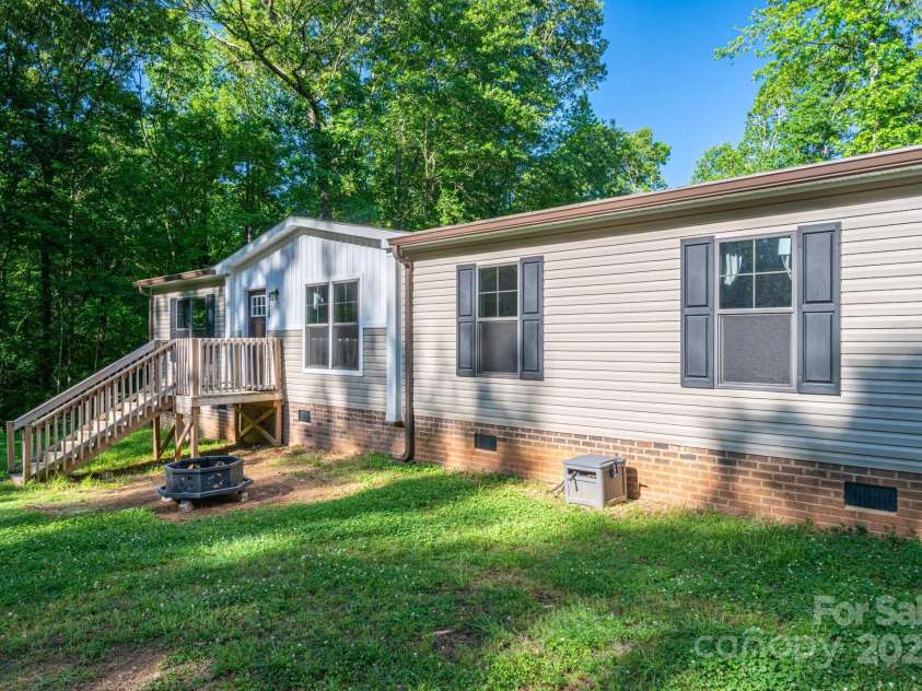 4920 Morrison Houser Trail, Lincolnton, NC 28092.  MLS# CAR4252358, YatesRealty ID 11670. 