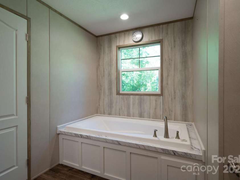 4920 Morrison Houser Trail, Lincolnton, NC 28092.  MLS# CAR4252358, YatesRealty ID 11670. 