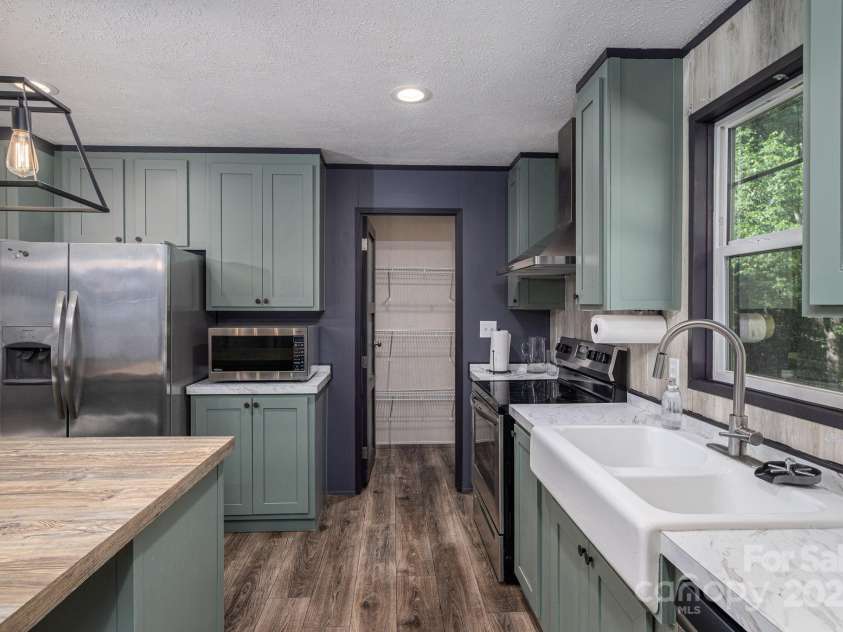 4920 Morrison Houser Trail, Lincolnton, NC 28092.  MLS# CAR4252358, YatesRealty ID 11670. 