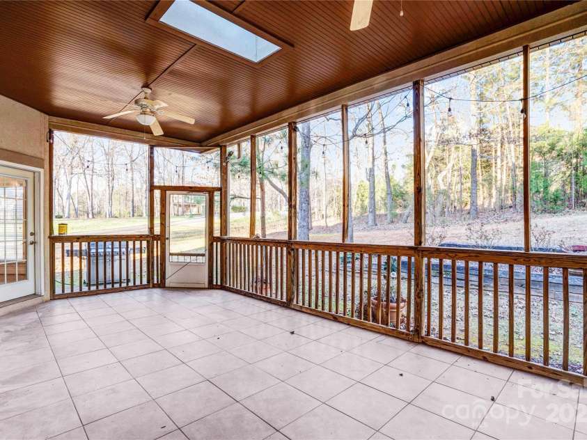 8005 Bridger Point, Waxhaw, NC 28173.  MLS# CAR4231764, YatesRealty ID 11673. 