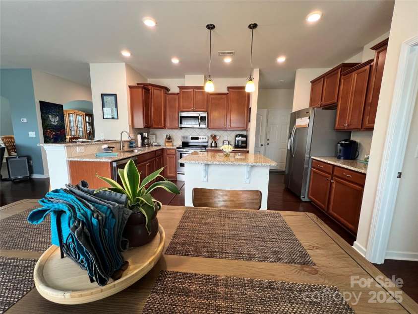121 Mackinac Drive, Mooresville, NC 28117.  MLS# CAR4218931, YatesRealty ID 11674. 