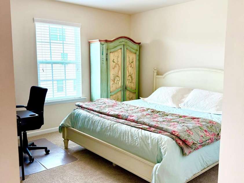 121 Mackinac Drive, Mooresville, NC 28117.  MLS# CAR4218931, YatesRealty ID 11674. Large Bedrooms