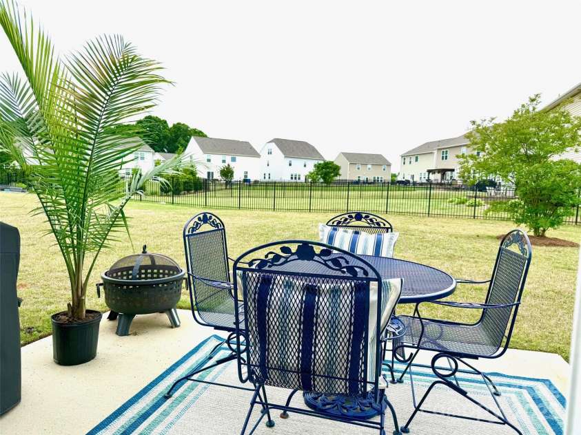 121 Mackinac Drive, Mooresville, NC 28117.  MLS# CAR4218931, YatesRealty ID 11674. Large Open Backyard, Plenty Of Room For Entertaining