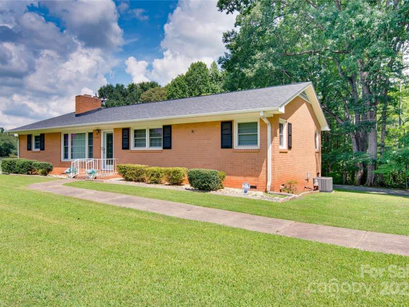 2319 Tin Mine Road, Lincolnton, NC 28092.  MLS# CAR4280961, YatesRealty ID 11676. 