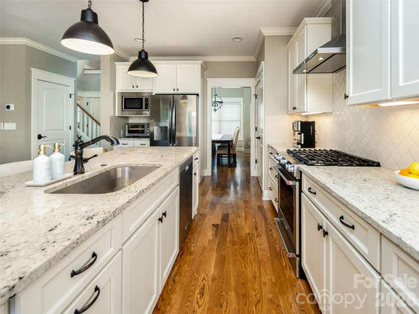 27 Slippery Rock Drive, Fletcher, NC 28732.  MLS# CAR4364878, YatesRealty ID 11676. 