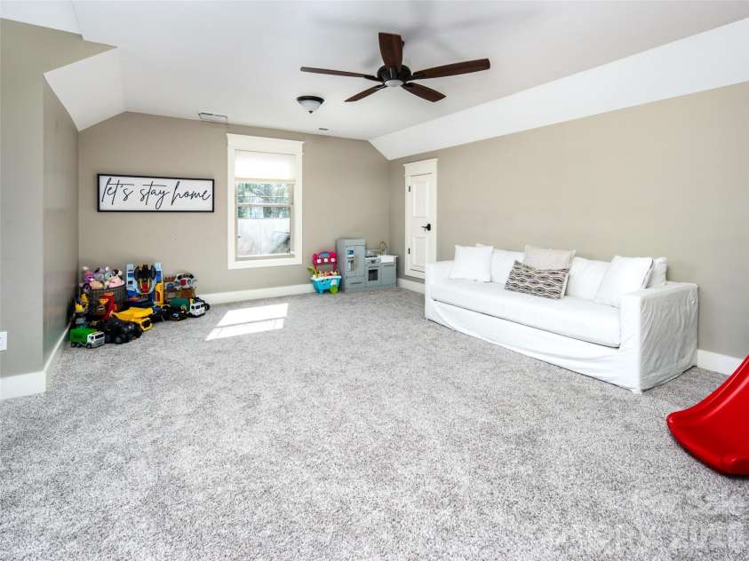 27 Slippery Rock Drive, Fletcher, NC 28732.  MLS# CAR4364878, YatesRealty ID 11676. 