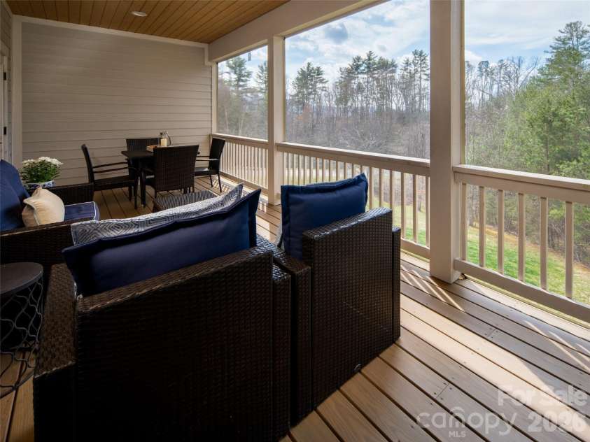 27 Slippery Rock Drive, Fletcher, NC 28732.  MLS# CAR4364878, YatesRealty ID 11676. 