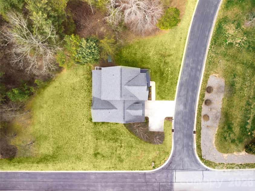 27 Slippery Rock Drive, Fletcher, NC 28732.  MLS# CAR4364878, YatesRealty ID 11676. 