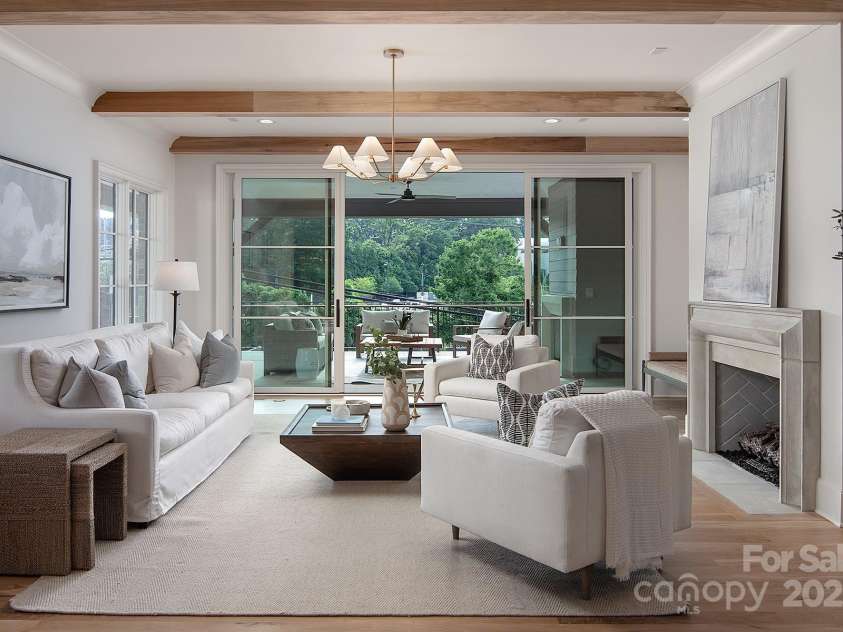 1214 Kings Drive, Charlotte, NC 28207.  MLS# CAR4215247, YatesRealty ID 11678. 