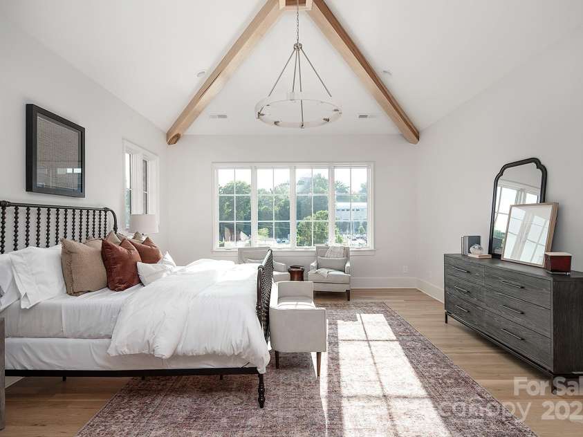 1214 Kings Drive, Charlotte, NC 28207.  MLS# CAR4215247, YatesRealty ID 11678. 