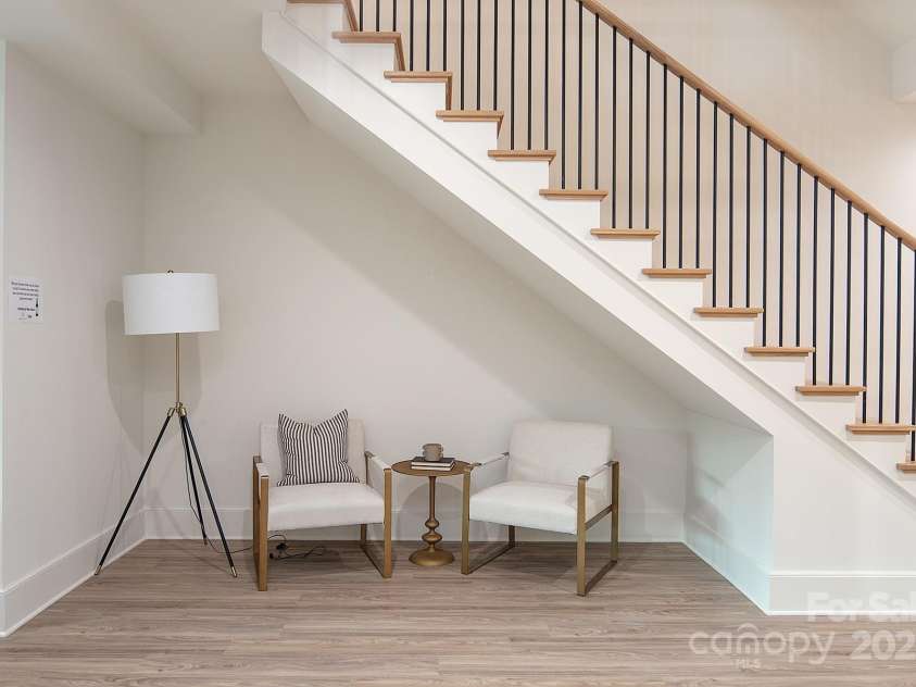 1214 Kings Drive, Charlotte, NC 28207.  MLS# CAR4215247, YatesRealty ID 11678. 