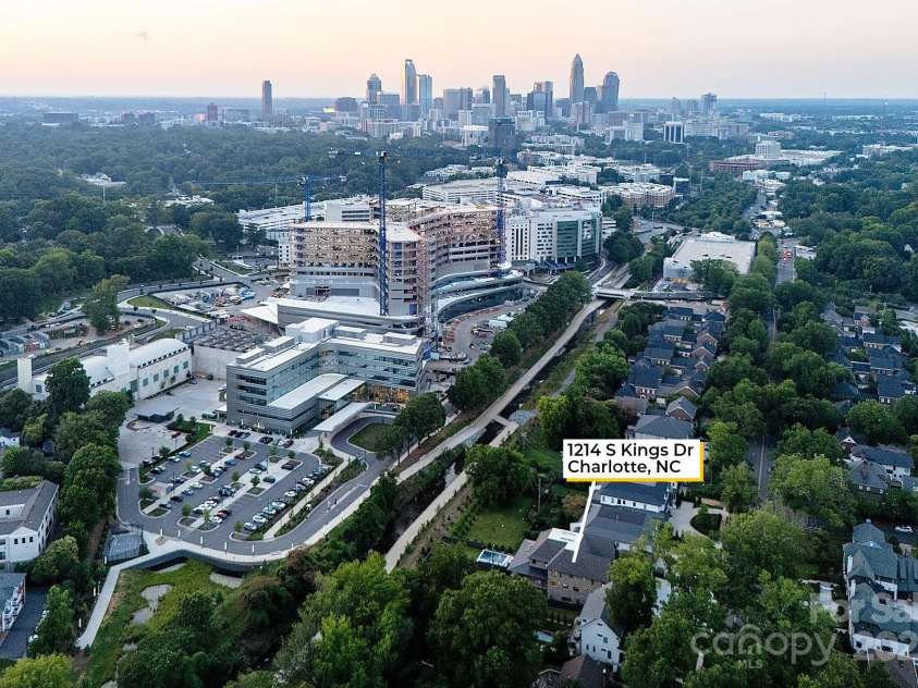 1214 Kings Drive, Charlotte, NC 28207.  MLS# CAR4215247, YatesRealty ID 11678. 