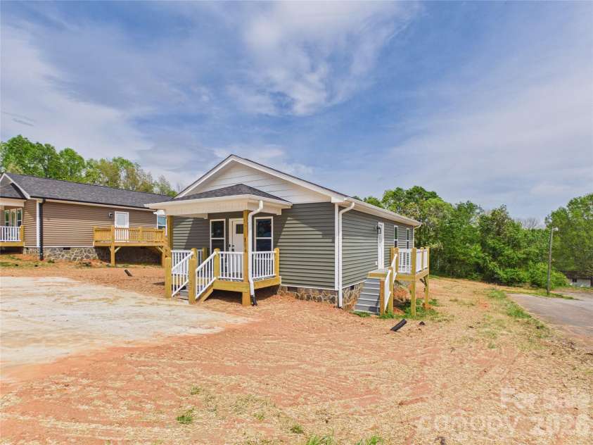 154 Duke Street, Granite Falls, NC 28630.  MLS# CAR4369078, YatesRealty ID 11678. 
