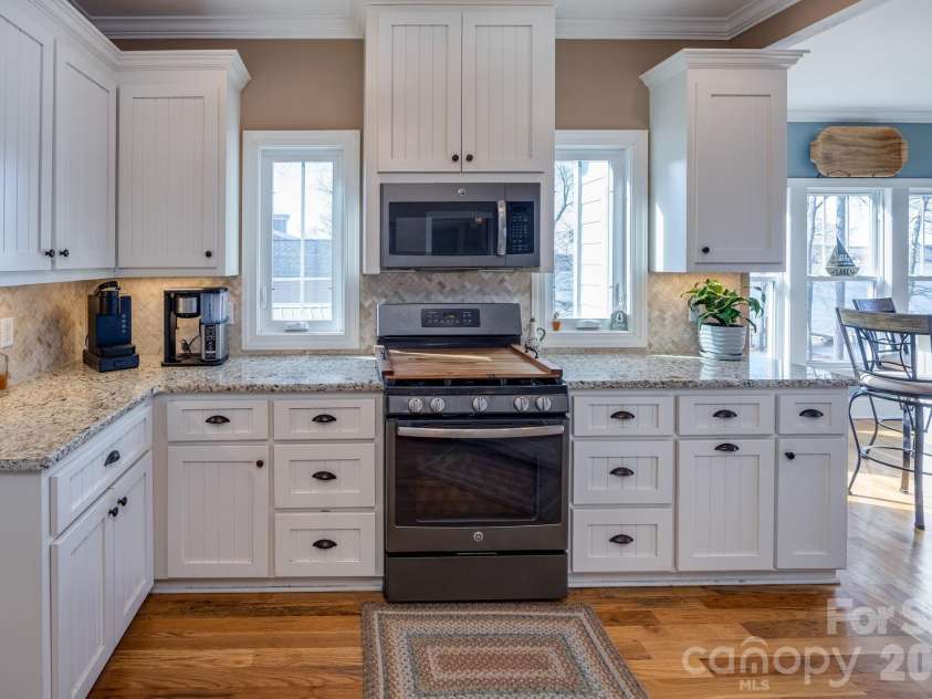 2583 Rockbridge Road, Ridgeway, SC 29130.  MLS# CAR4344147, YatesRealty ID 11679. 