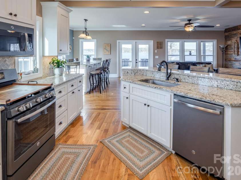 2583 Rockbridge Road, Ridgeway, SC 29130.  MLS# CAR4344147, YatesRealty ID 11679. 