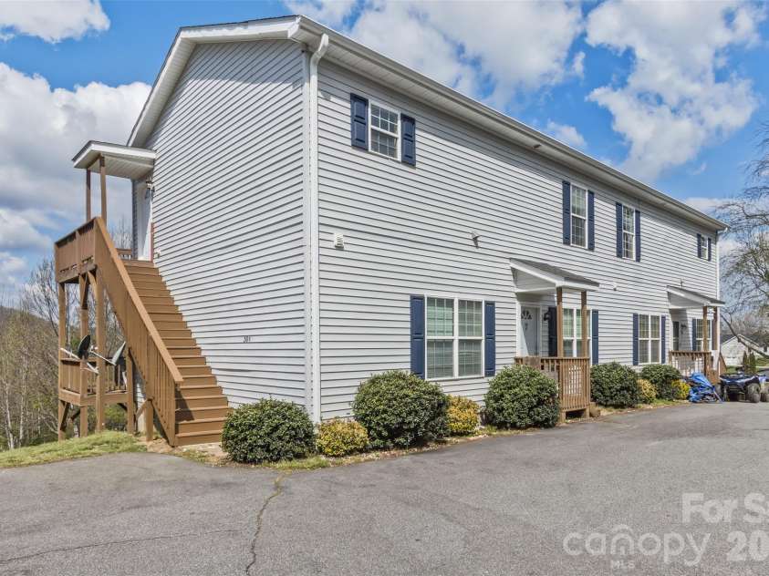 50 & 52 Smith Road, Leicester, NC 28748.  MLS# CAR4357331, YatesRealty ID 11680. 