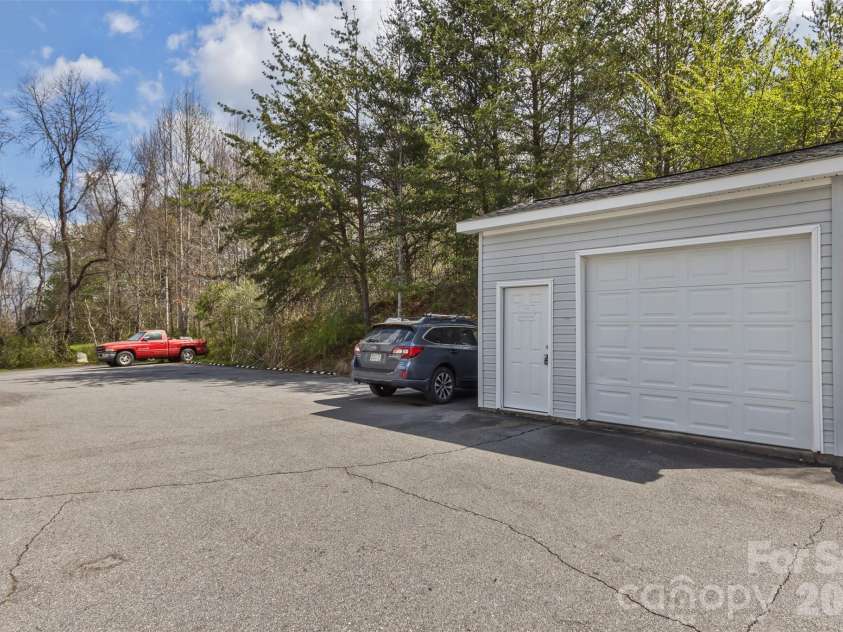 50 & 52 Smith Road, Leicester, NC 28748.  MLS# CAR4357331, YatesRealty ID 11680. 