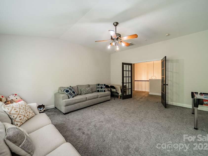 117 Middleton Place, Mooresville, NC 28117.  MLS# CAR4243590, YatesRealty ID 11681. Bonus Room upstairs