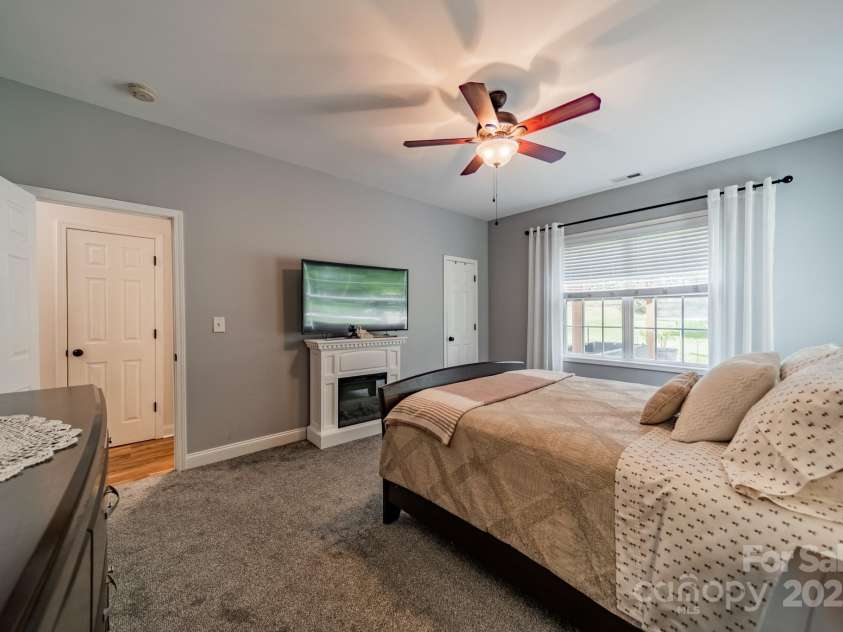 117 Middleton Place, Mooresville, NC 28117.  MLS# CAR4243590, YatesRealty ID 11681. Guest Bedroom on Main Level