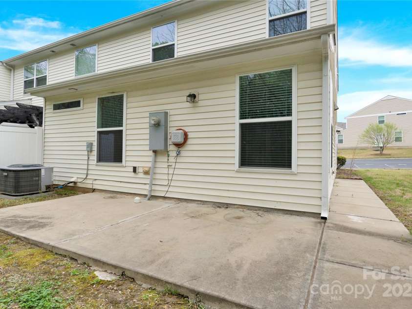 1828 Aston Mill Place, Charlotte, NC 28273.  MLS# CAR4243653, YatesRealty ID 11682. Backyard Patio