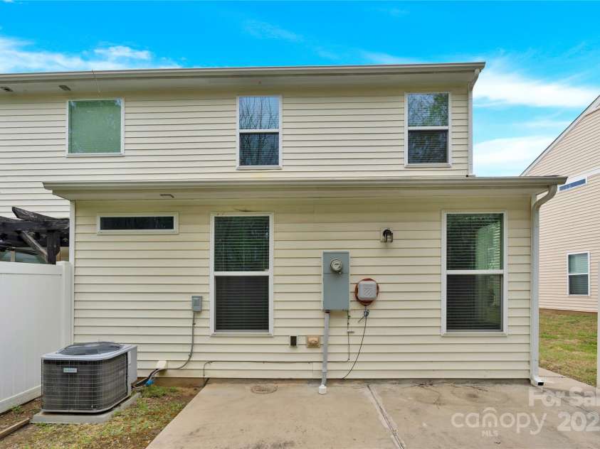 1828 Aston Mill Place, Charlotte, NC 28273.  MLS# CAR4243653, YatesRealty ID 11682. Backyard Patio