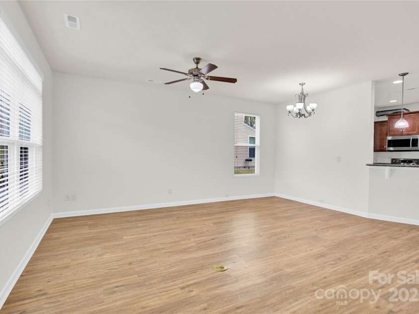 1828 Aston Mill Place, Charlotte, NC 28273.  MLS# CAR4243653, YatesRealty ID 11682. Family Room