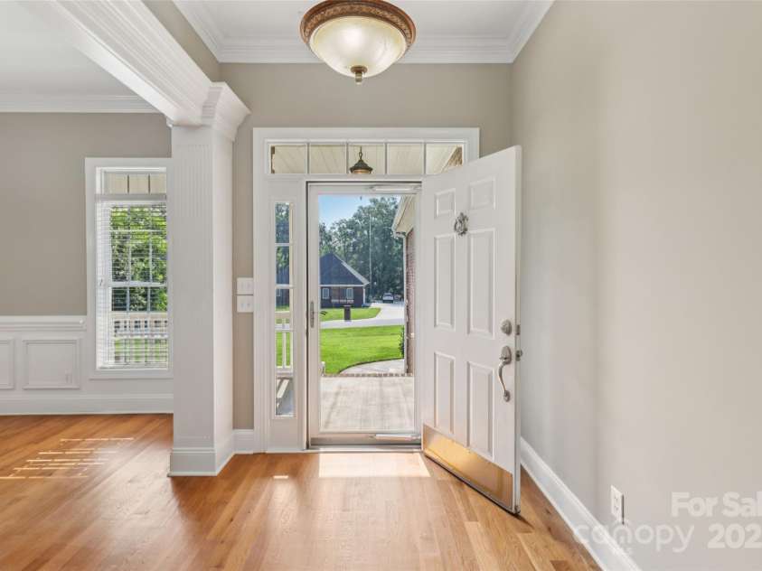 2411 Stoney Run Drive, Oakboro, NC 28129.  MLS# CAR4275000, YatesRealty ID 11682. 
