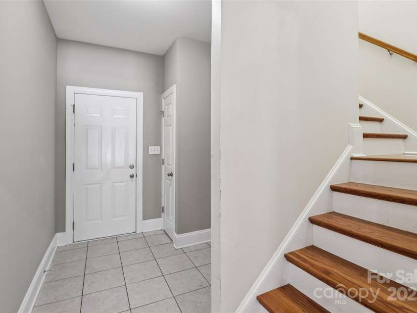 2411 Stoney Run Drive, Oakboro, NC 28129.  MLS# CAR4275000, YatesRealty ID 11682. 