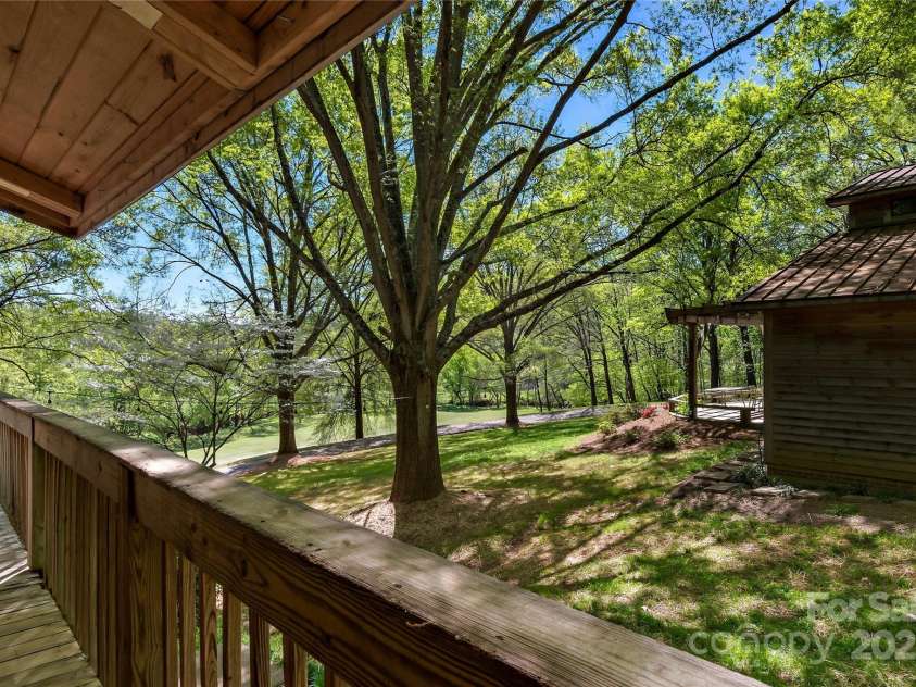 2950 Beroth Road, Pfafftown, NC 27040.  MLS# CAR4250147, YatesRealty ID 11683. 