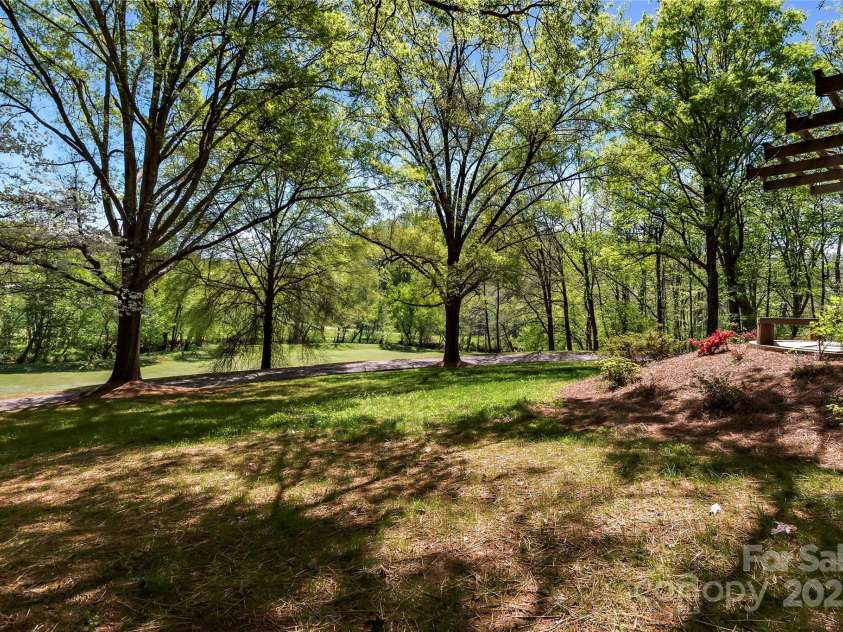 2950 Beroth Road, Pfafftown, NC 27040.  MLS# CAR4250147, YatesRealty ID 11683. 